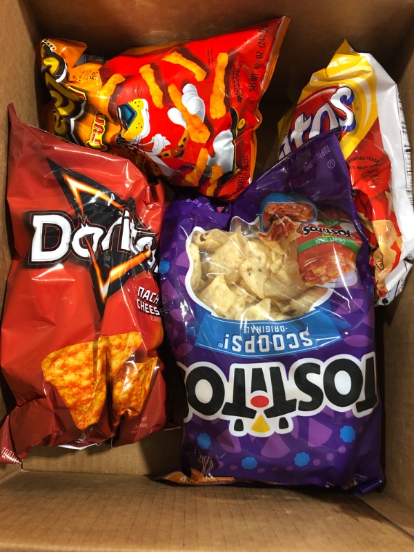 Photo 2 of Frito-Lay Doritos, Cheetos, Tostitos, Fritos Variety Pack, 4 Count Big Bag Flavor Mix EXP May 9, 2023