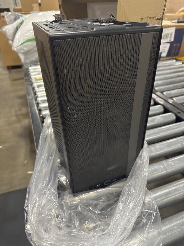 Photo 1 of Cooler Master MasterBox NR200 Mini-ITX Mini-Tower Case (Black)