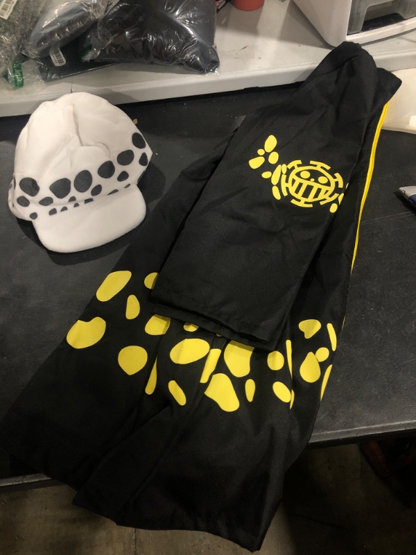 Photo 2 of Colonghsou Trafalgar Law Cosplay Costume Anime Cloak Hat Surgeon Uniform Coat Hat + Windbreaker Medium