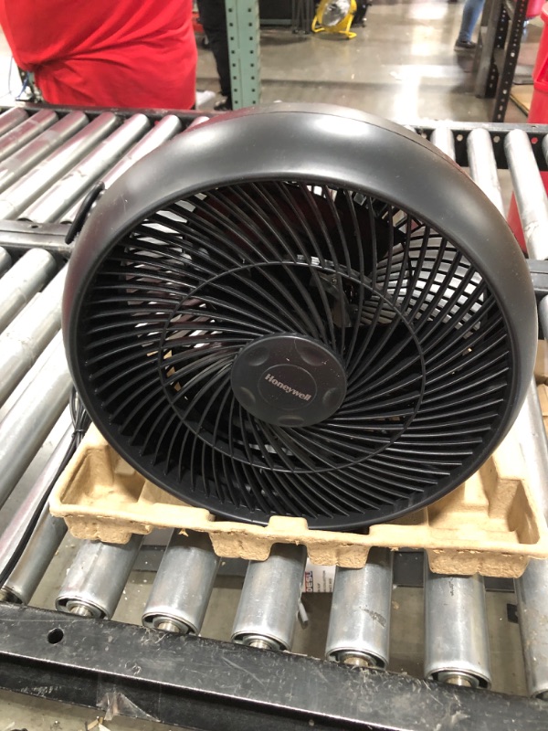 Photo 2 of 12 in. 3 Speed Whole Room Circulator Floor Fan