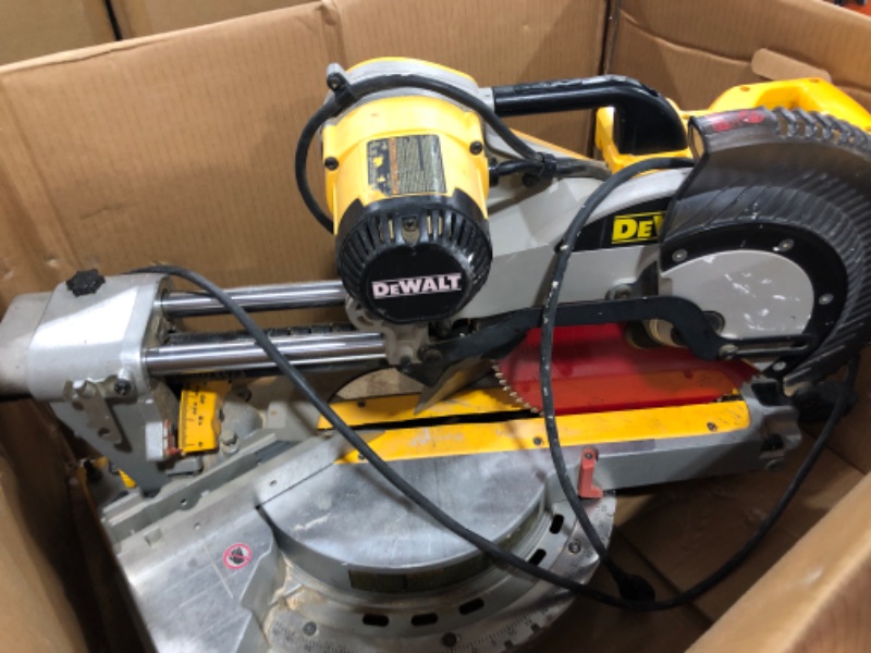 Photo 3 of *FOR PARTS ONLY* DEWALT Miter Saw, 12 Inch, 15 Amp, 3,800 RPM, Double Bevel Capacity, With Sliding Compound, Corded With Miter Saw Stand (DWS780 + DWX724)