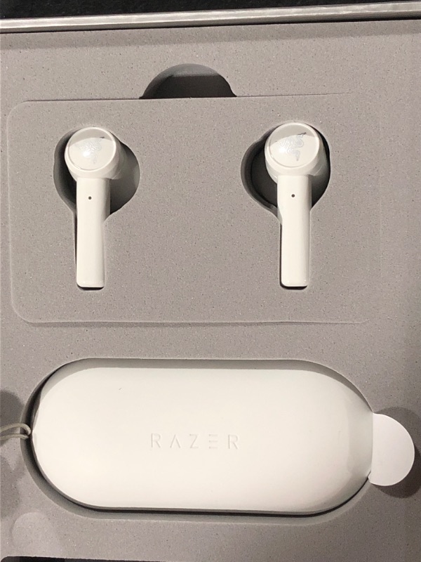 Photo 3 of Razer Hammerhead True Wireless Bluetooth Gaming Earbuds: 60ms Low-Latency - IPX4 Water Resistant - Bluetooth 5.0 Auto Pairing - Touch Enabled - 13mm Drivers - Mercury White Mercury White Bluetooth 5.0