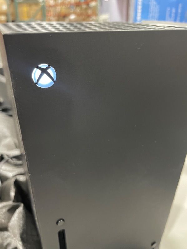 Photo 3 of Xbox Series X Series X Xbox