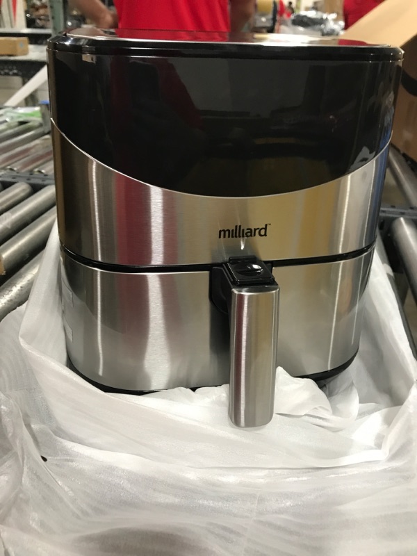 Photo 2 of  MILLARD DIGITAL AIR FRYER