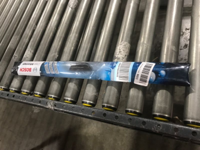 Photo 2 of BOSCH Clear Advantage 24CA Beam Wiper Blade - 24" (Single) 24CA (24")