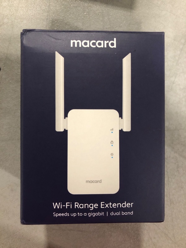 Photo 1 of macard macard Wi-Fi Range Extender Speeds up to a gigabit | dual band