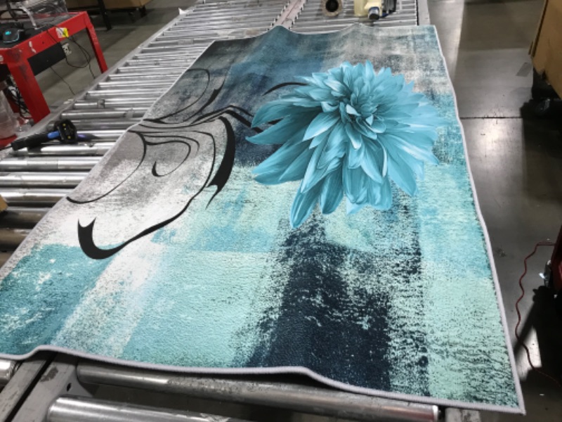 Photo 1 of 3FTX5FT RUG 