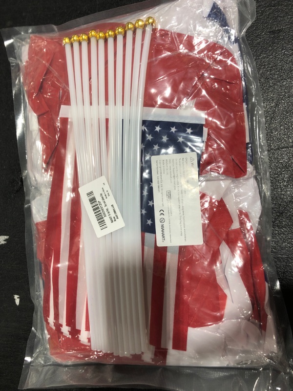 Photo 1 of 10 SET AMERICAN FLAGS 
