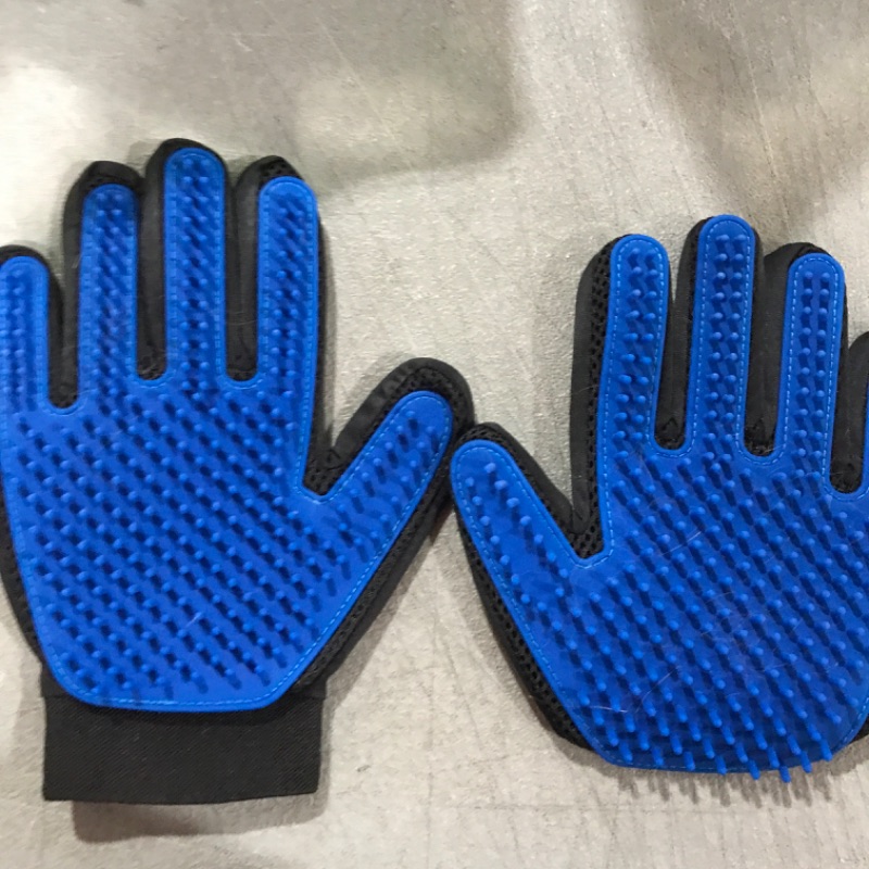Photo 2 of  Pet Grooming Gloves