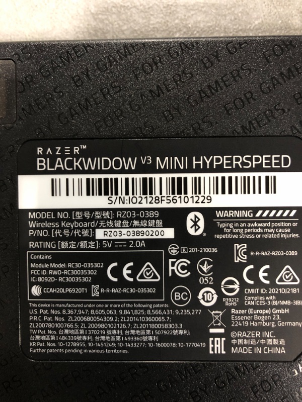 Photo 3 of Razer BlackWidow V3 Mini HyperSpeed 65% Wireless Mechanical Gaming Keyboard: HyperSpeed Wireless Technology - Yellow Mechanical Switches- Linear & Silent - Doubleshot ABS keycaps - 200Hrs Battery Life
