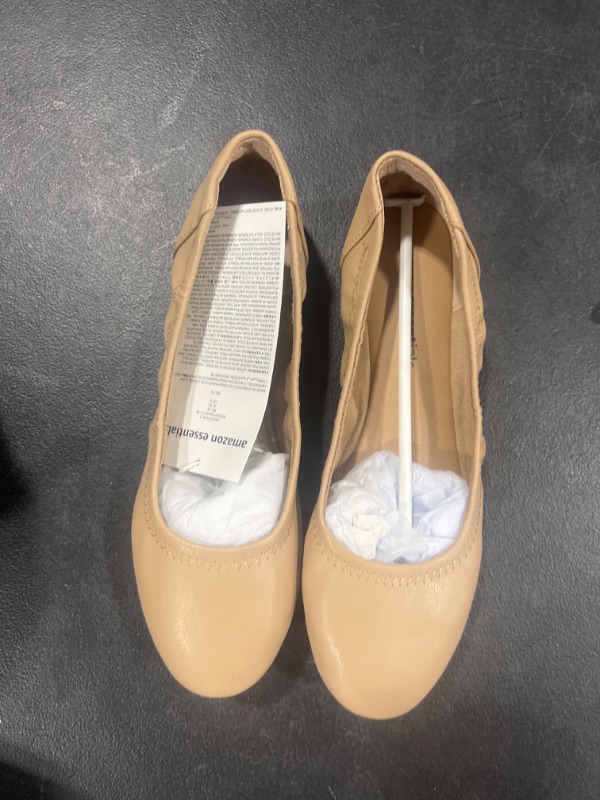 Photo 2 of Amazon Essentials Women's Belice Ballet Flats SIZE  8 Beige