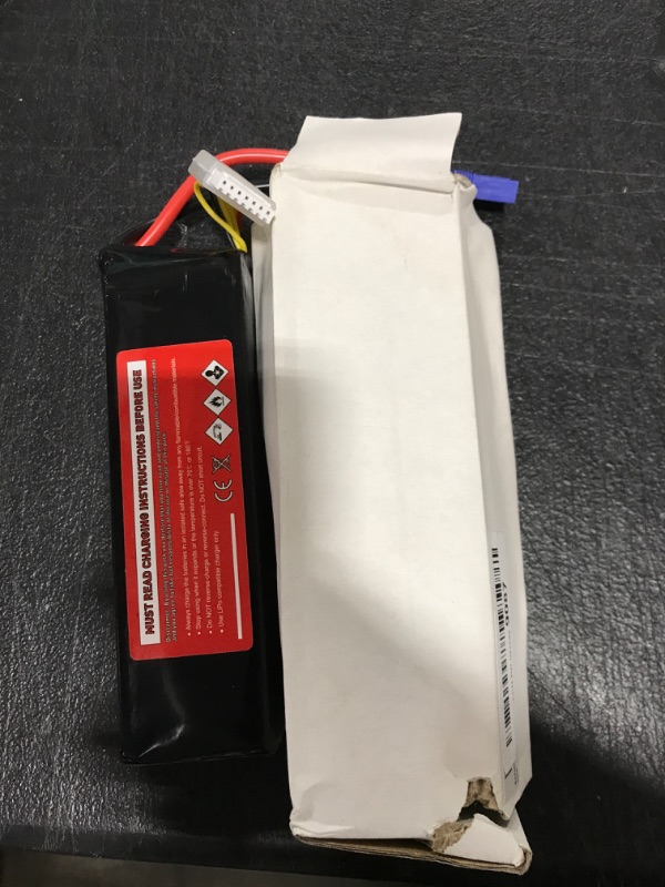 Photo 2 of SOCOKIN 4S Lipo Battery 5500mAh 14.8V 120C with T Deans Plug Hard Case for RC Car Truck Tank RC Buggy Truggy RC Model Racing Hobby
only 1