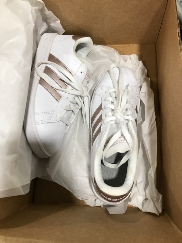 Photo 1 of adidas Unisex-Child Grand Court (Little Big Kid) Sneaker SIZE 1.5