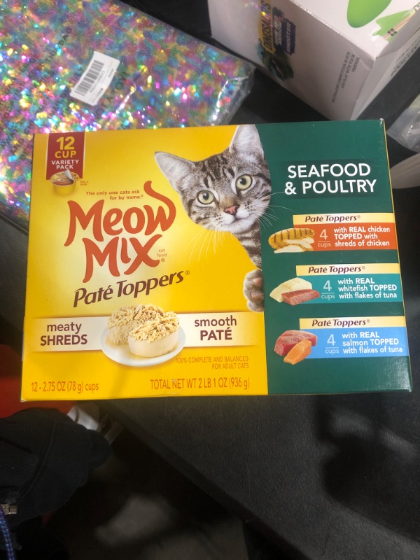 Photo 2 of Meow Mix Paté Toppers Wet Cat Food, Seafood & Poultry Variety Pack, 2.75 Ounce, 12 Count(Pack of 1)