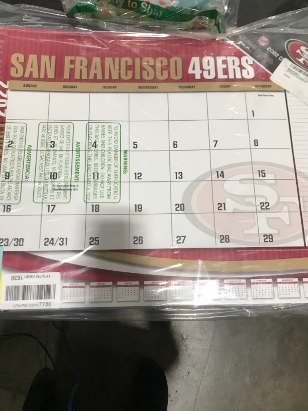 Photo 2 of TURNER SPORTS SAN Francisco 49ERS 2022 22X17 Desk Calendar (22998061551)