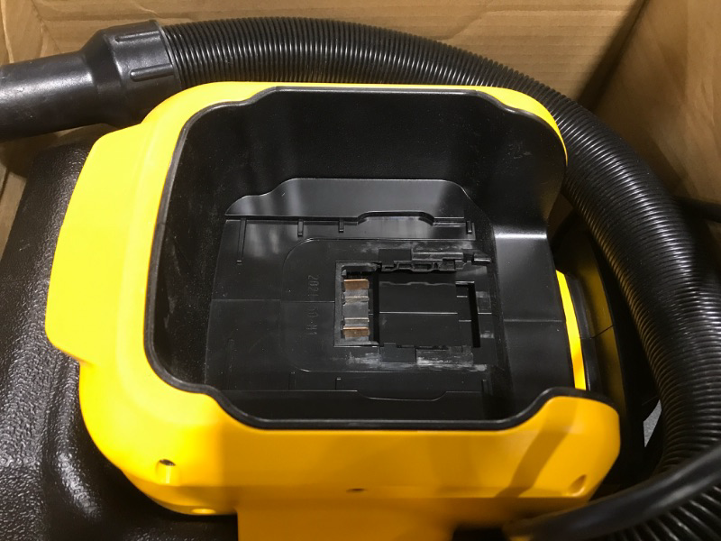 Photo 3 of DEWALT - 18/20 V MAX Cordless Wet-Dry Vacuum
