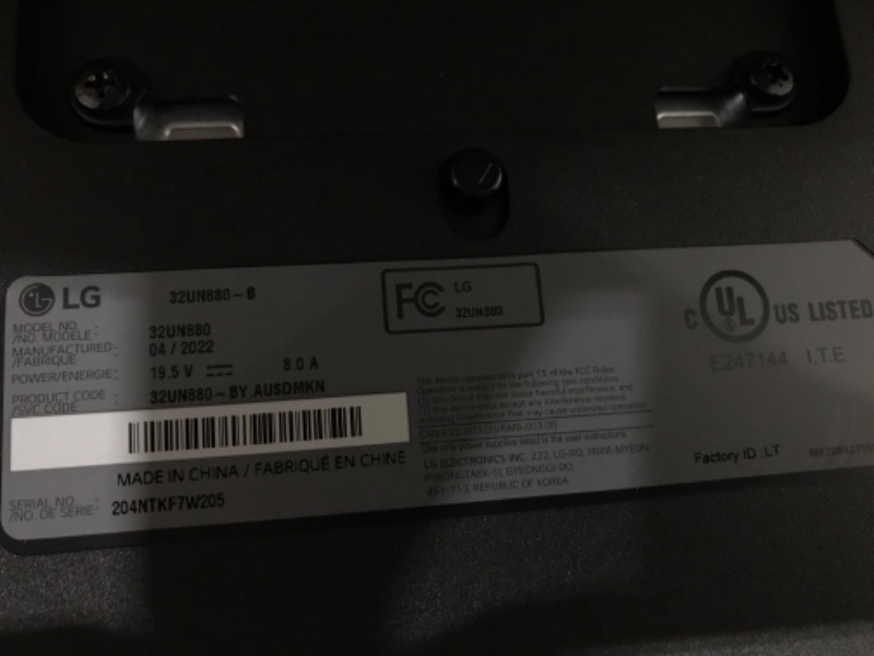 Photo 6 of 31.5'' UltraFine™ UHD 4K Ergo IPS Monitor with USB Type-C™

