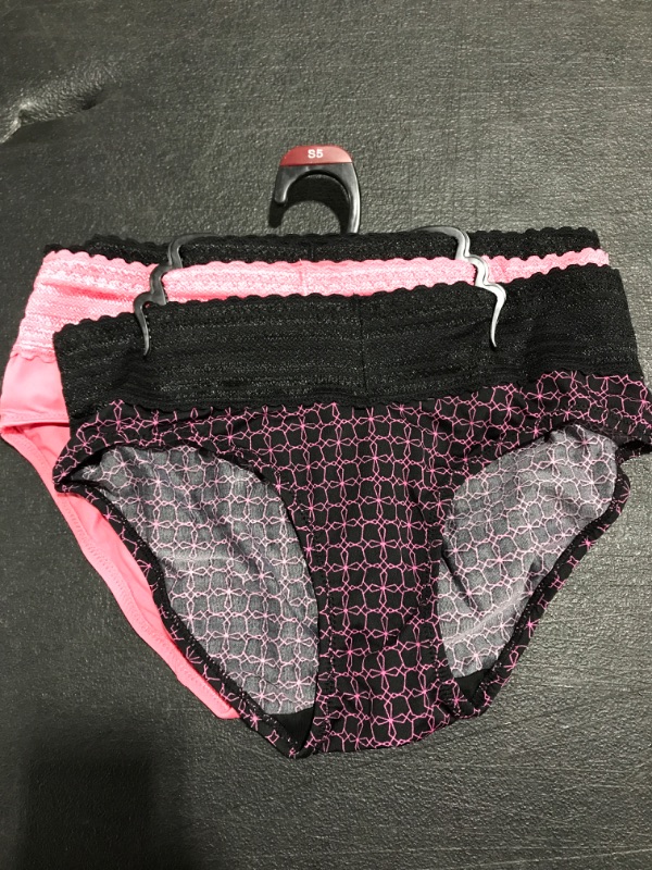 Photo 1 of 3 PACK WOMEN'S SEXY UNDERWEAR. SIZE S/5. 