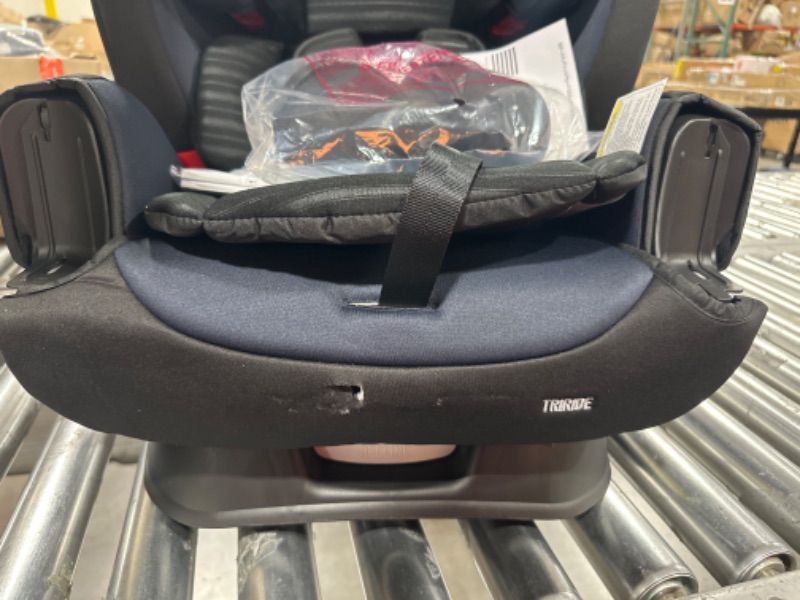 Photo 3 of Graco TriRide 3-in-1 Convertible Car Seat - Clybourne