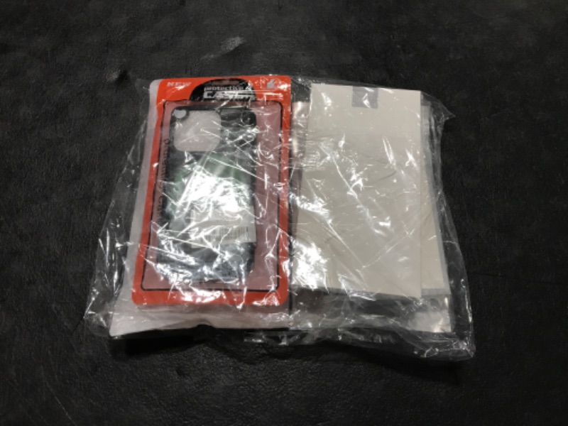 Photo 1 of 6 PACK OF PHONE CASE VARIOUS STYLES AND SIZES 

