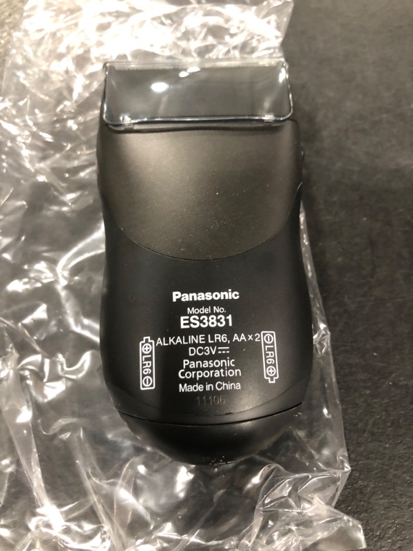 Photo 3 of Panasonic Pro-Curve Shaver, Travel