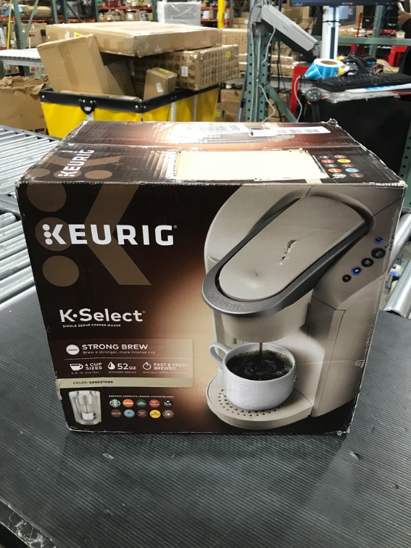 Photo 2 of 
Roll over image to zoom in






Keurig New Elite Single Cup Coffee Brewer ? B40
