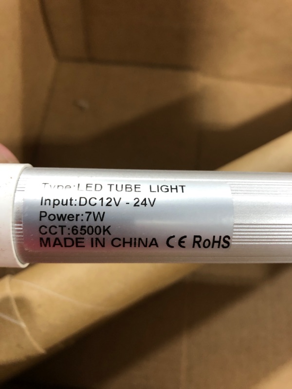 Photo 2 of 7W LED TUBE