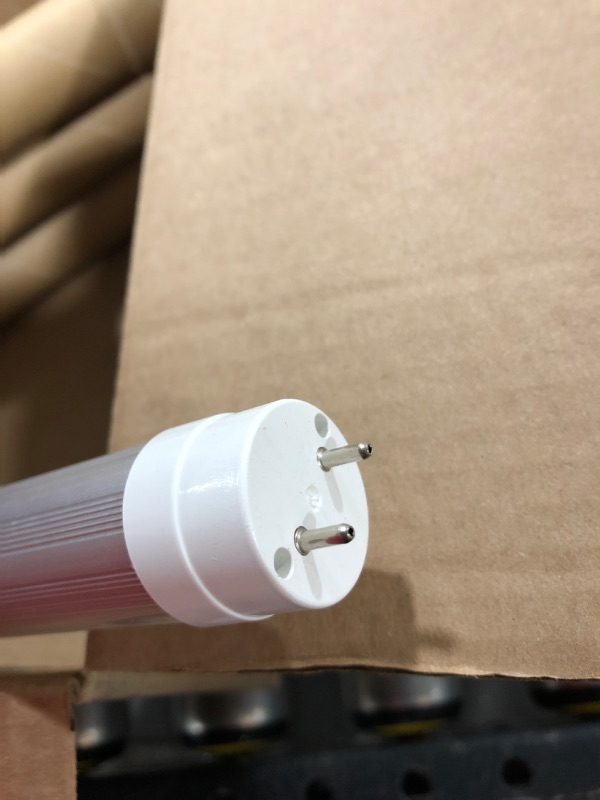 Photo 3 of 7W LED TUBE