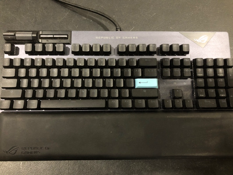 Photo 1 of Wired Gaming Keyboard 