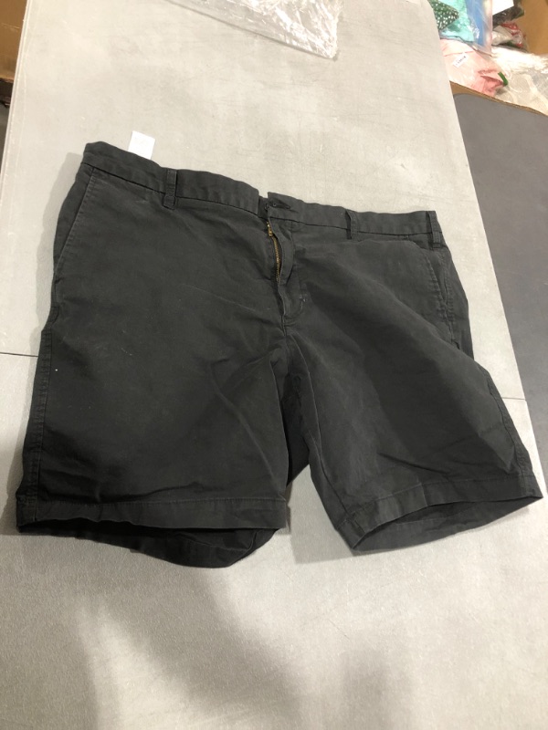 Photo 1 of DOCKERS Men's Shorts SZ 44
