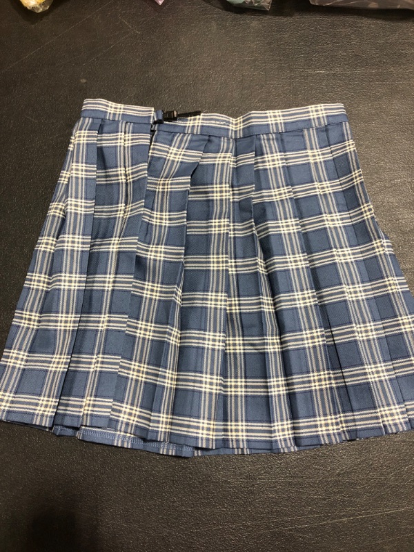 Photo 1 of YOUTH GIRLS' PLEATED SKIRT. BLUE. SIZE LARGE. MISSING BUTTON. 