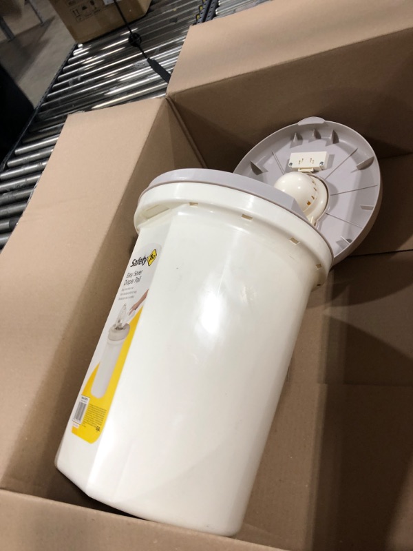 Photo 1 of Safety 1st Easy Saver Diaper Pail