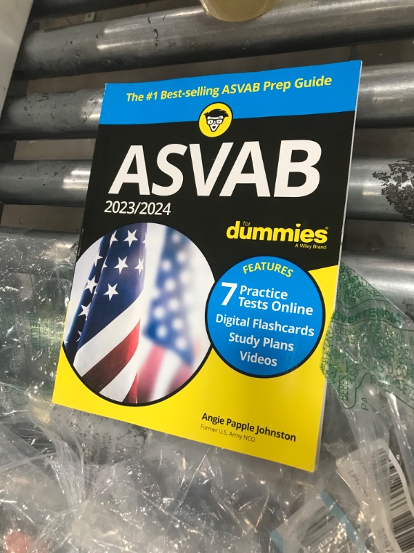 Photo 2 of 2023/2024 ASVAB For Dummies (+ 7 Practice Tests, Flashcards, & Videos Online) 12th Edition
