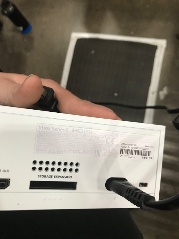 Photo 1 of Microsoft Xbox Series S 512GB Game All-Digital Console + 1 Xbox Wireless1 Controller, White - 1440p Gaming Resolution, 4K Streaming Media Playback, WiFi