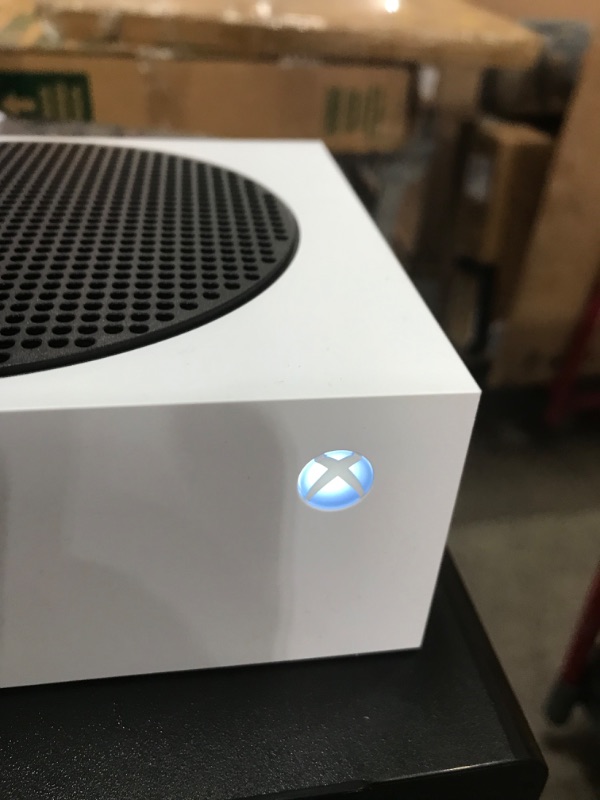 Photo 1 of Microsoft Xbox Series S 512GB Game All-Digital Console + 1 Xbox Wireless1 Controller, White - 1440p Gaming Resolution, 4K Streaming Media Playback, WiFi