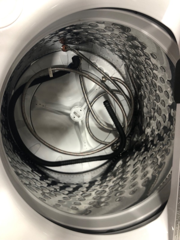 Photo 5 of ***PARTS ONLY***SCRATCHED Whirlpool 2 in 1 Removable Agitator 4.7-cu ft High Efficiency Impeller and Agitator Top-Load Washer (White)
