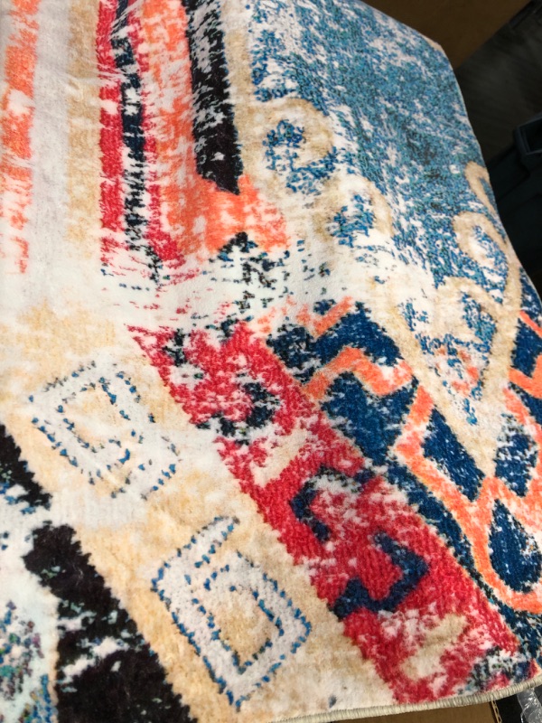 Photo 1 of 8' x 10' Rug