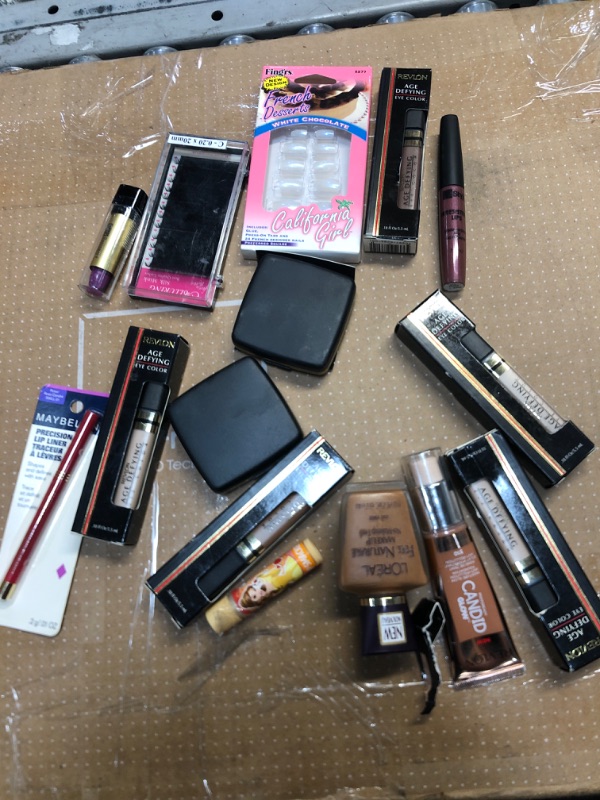 Photo 1 of 15 Women's Cosmetics Miscellaneous Bundle