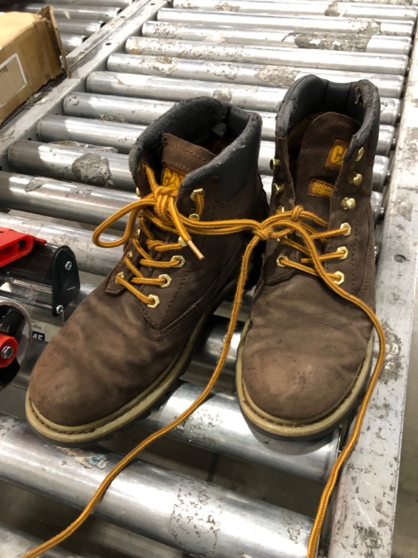 Photo 1 of Cat Footwear Men's Second Shift Steel Toe Work Boot size 9

