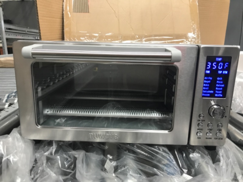 Photo 2 of nuwave bravo air fryer and toaster oven