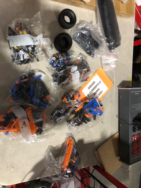 Photo 6 of (USED AND MISSING PARTS) LEGO Technic McLaren Formula 1 Race Car 42141 Model Building Kit (1,432 Pieces)
