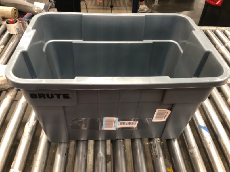 Photo 1 of *MISSING LID* Rubbermaid Commercial Products Brute Tote Storage Container With Lid, 20- Gallon, Gray (FG9S3100GRAY) Grey 20G 1-Pack