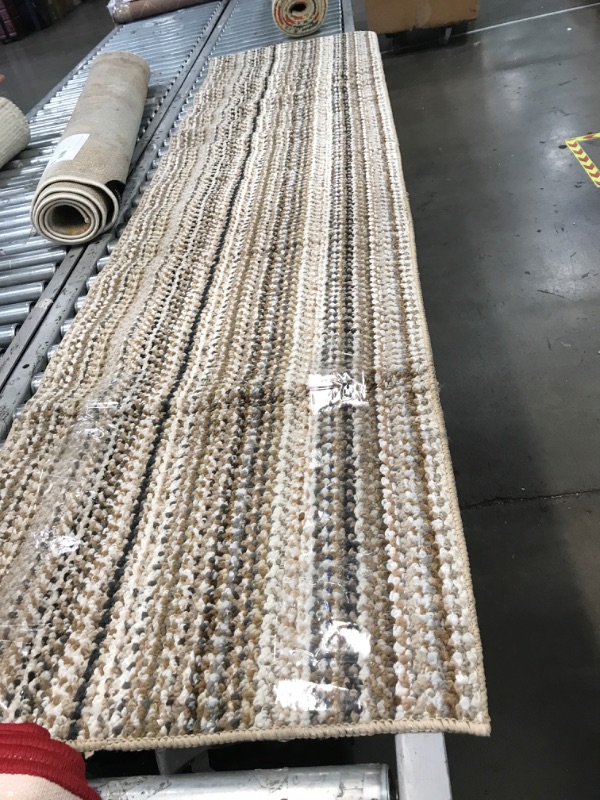 Photo 1 of 2'x8' runner