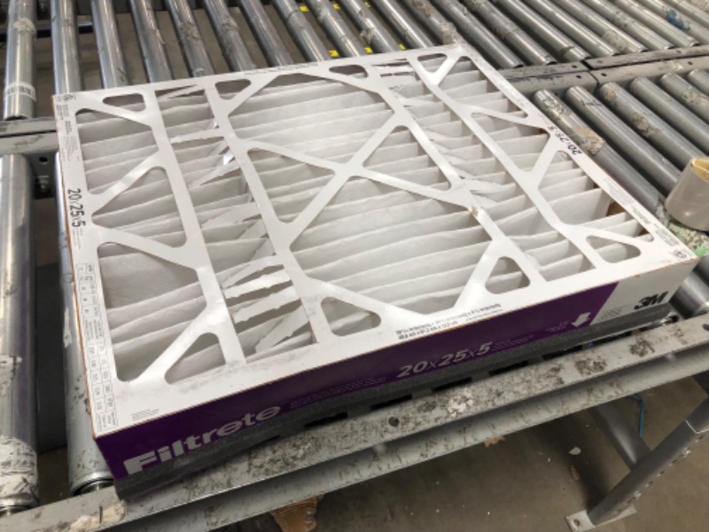 Photo 2 of **MINOR SHIPPING DAMAGE**Filtrete 20x25x5 Furnace Air Filter MPR 1550 DP MERV 12, Healthy Living Ultra Allergen Deep Pleat, 1-Pack, Fits Lennox & Honeywell Devices (exact dimensions 19.56 x 24.19 x 4.69) 1 Count (Pack of 1) 20x25x5