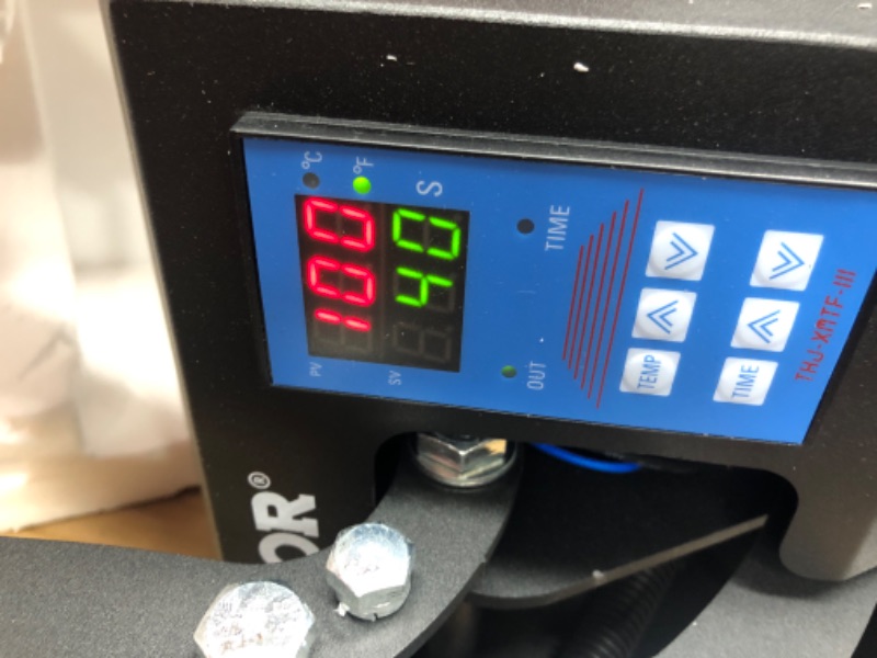 Photo 1 of VEVOR Heat Press 6x3.75Inch Curved Element Hat Press Clamshell Design Heat Press for Hats Rigid Steel Frame No Stick Digital LCD Timer and Temperature Control (6x3.75Inch Clamshell Design)`