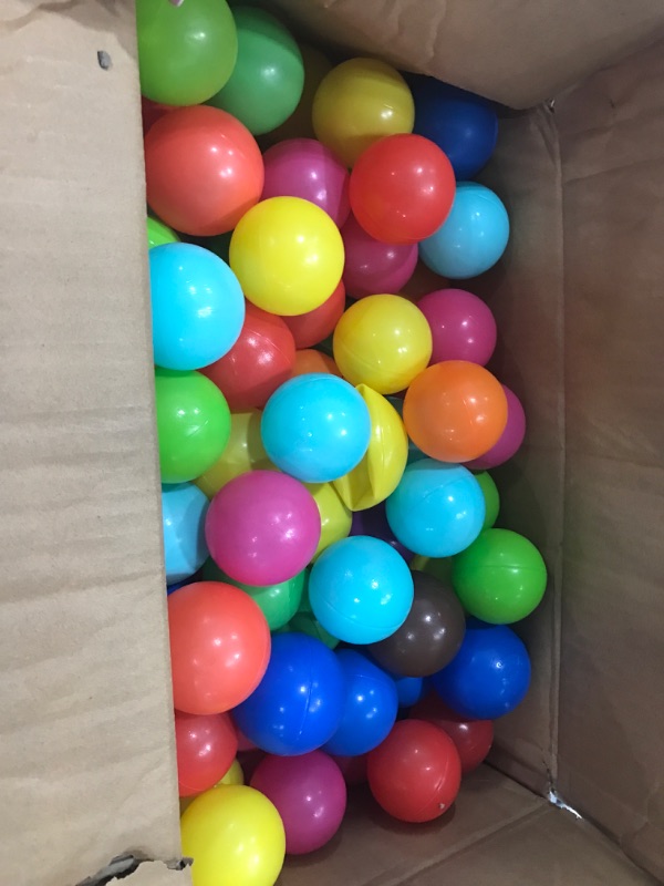 Photo 1 of BalanceFrom 23Inch Phthalate Free BPA Free NonToxic crush Proof Play Balls Pit Balls 6 Bright col