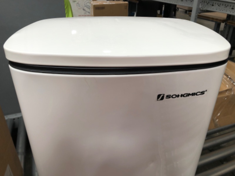Photo 4 of (minor dents )SONGMICS 8-Gallon Trash Can, Stainless Steel, with Hinged Lid, Plastic Inner Bucket, Soft Closure, Odor Proof, Hygienic, White

