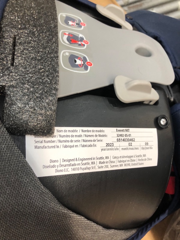 Photo 1 of Diono Everett NXT Blue Booster Seat
