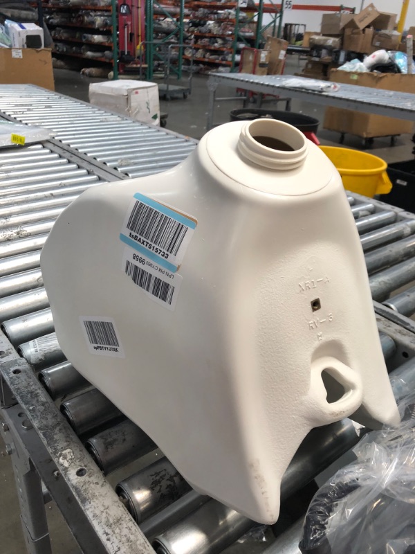 Photo 2 of IMS 112222W1 White Large Fuel Tank - 4.0 Gallon Capacity