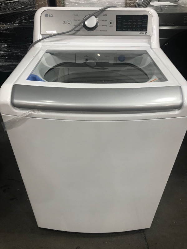 Photo 8 of LG TurboWash3D 5.5-cu ft High Efficiency Impeller Smart Top-Load Washer (White) ENERGY STAR